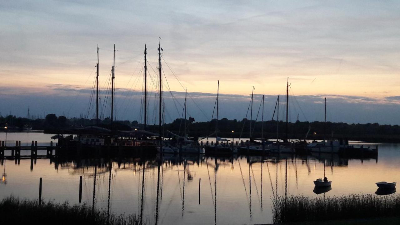 Bed&Breakfast De Schans Makkum Exterior foto